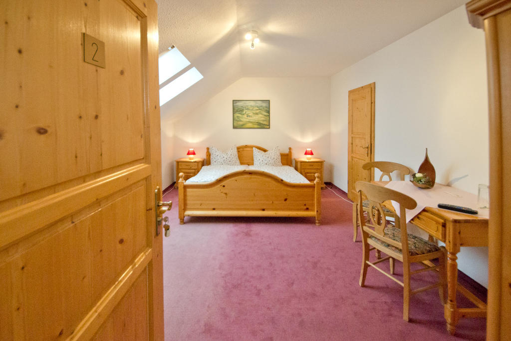 Hotel Garni Am Klostermarkt Plauen Habitación foto